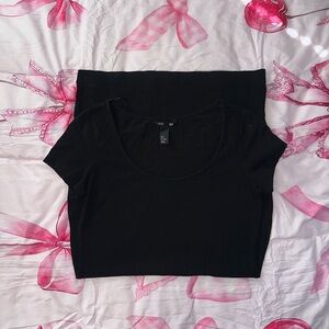 H&M Classic Black Short Sleeve Top